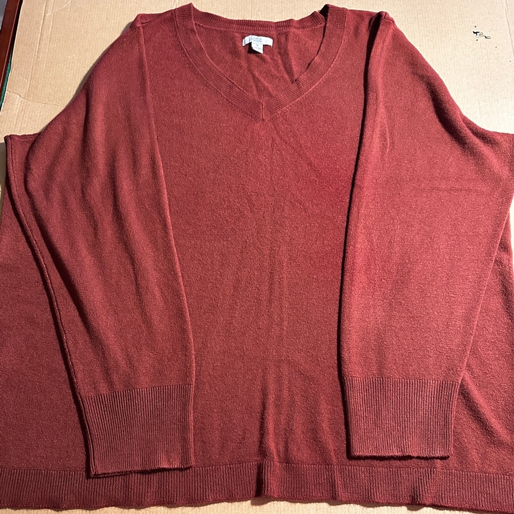 Women's V-Neck Sweater - Rust